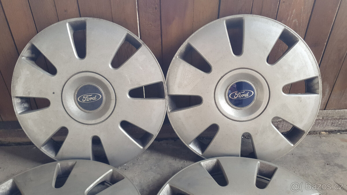Ford poklice 15" - 2
