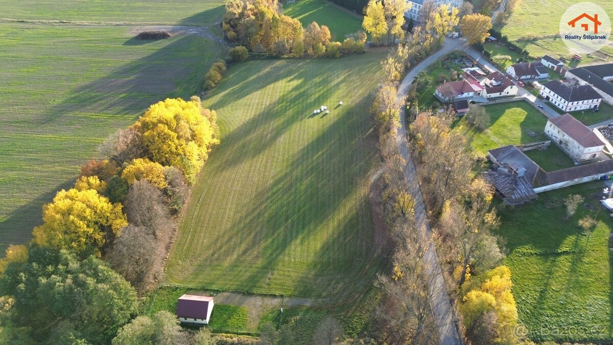 Prodej stavebního pozemku 19 527 m² - 2