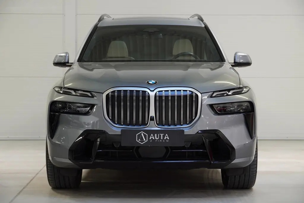 BMW X7, 40i,M-paket,ČR,DPH,HUD, - 2