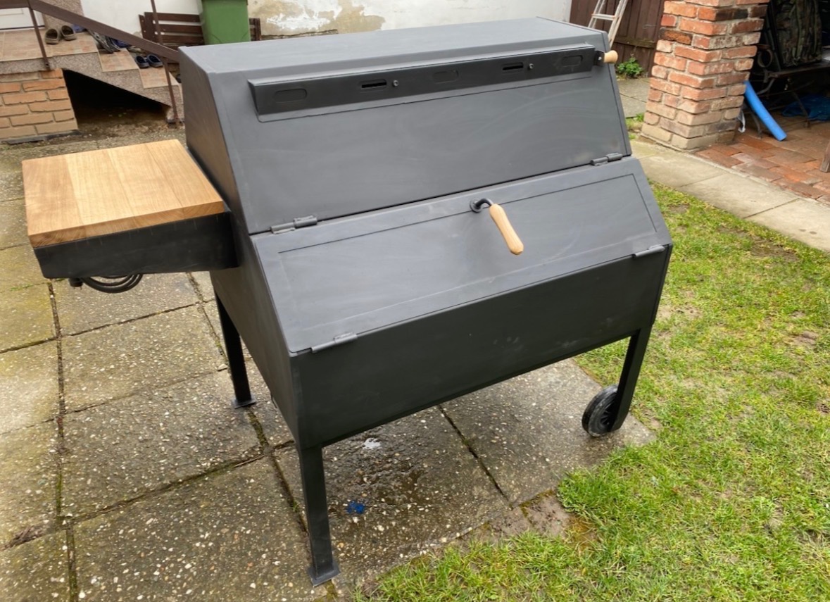 Gril na kýtu, sele, jehně - 2