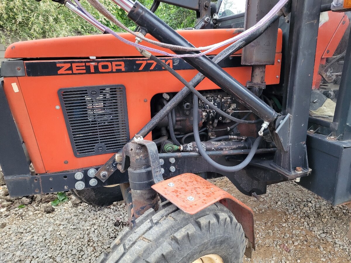 Zetor 7711 s čel.nakl. - 2
