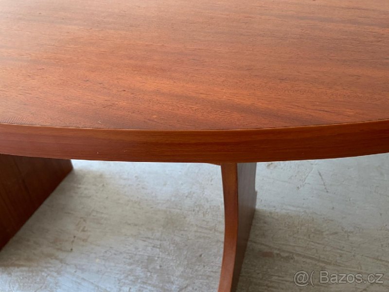 Jídelní stul - 2
