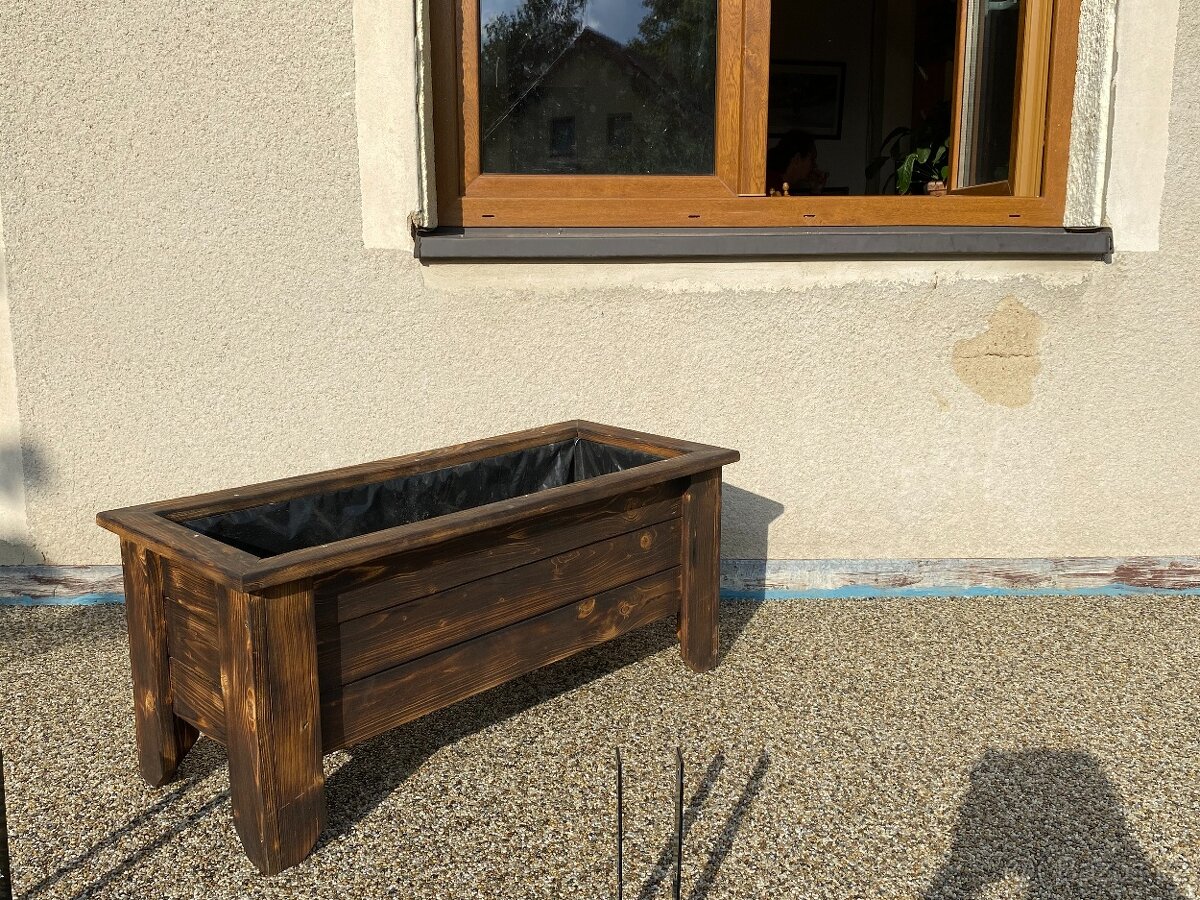 Hotový truhlík 5 - 2