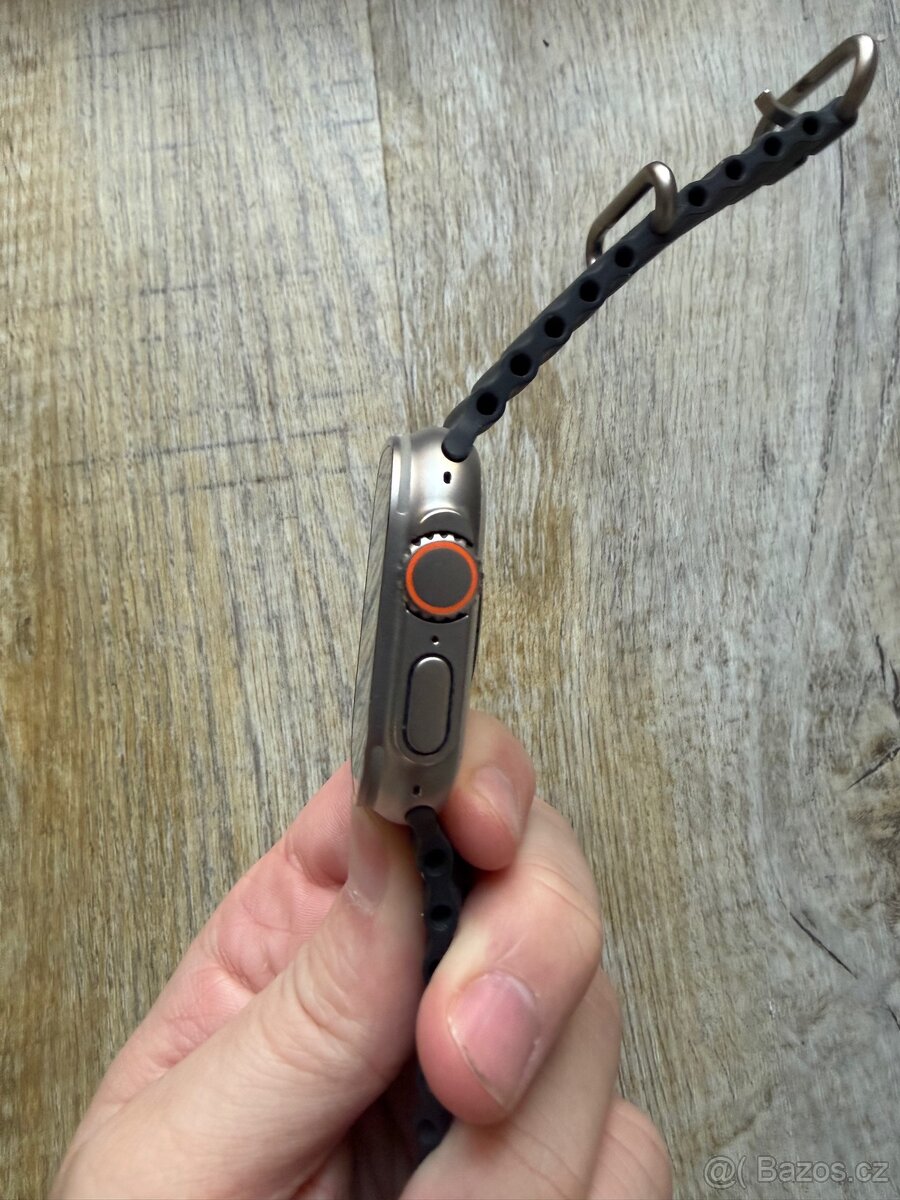 Apple Watch Ultra 1 - 2