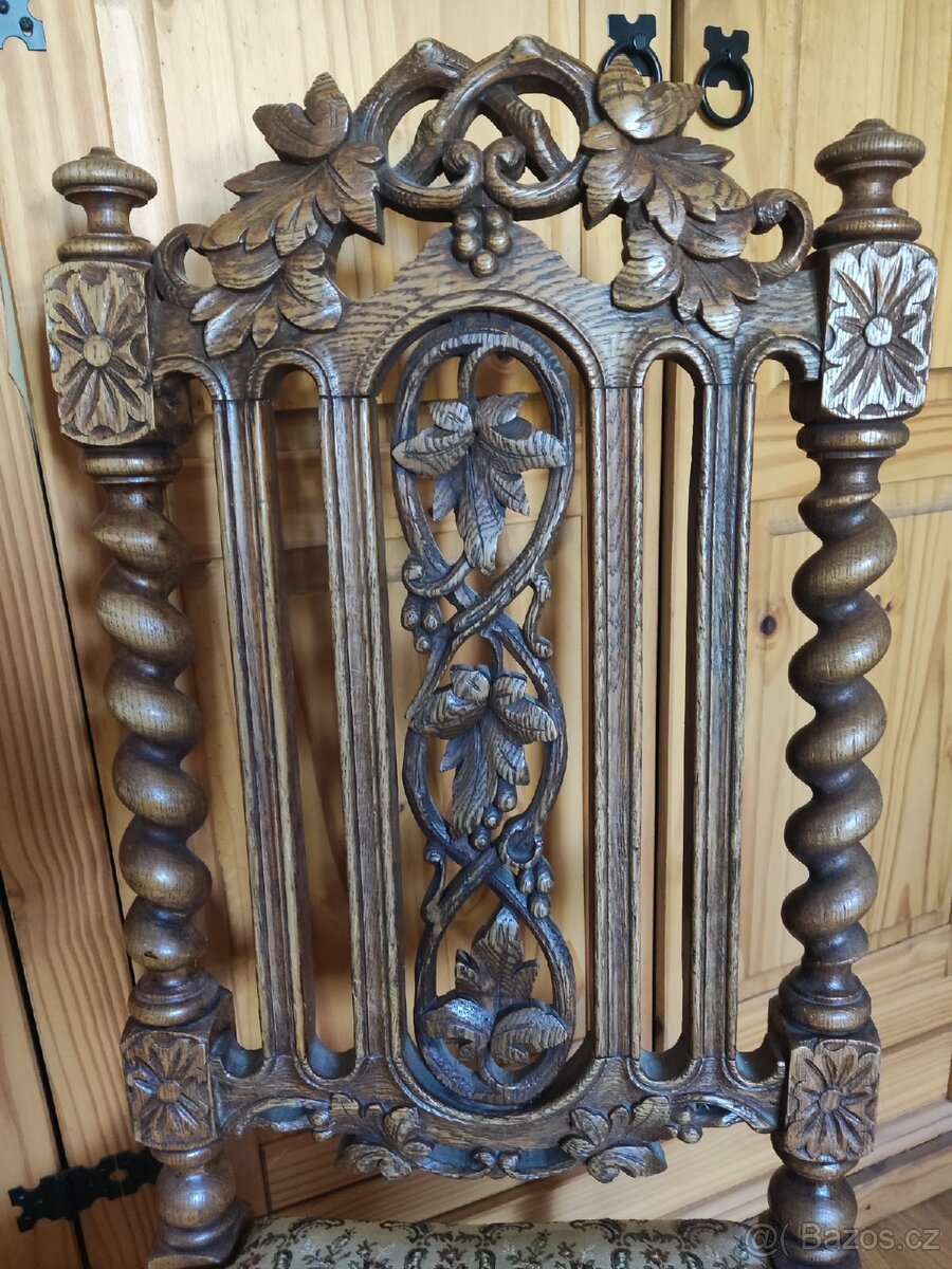 Stůl plus zidle - 2