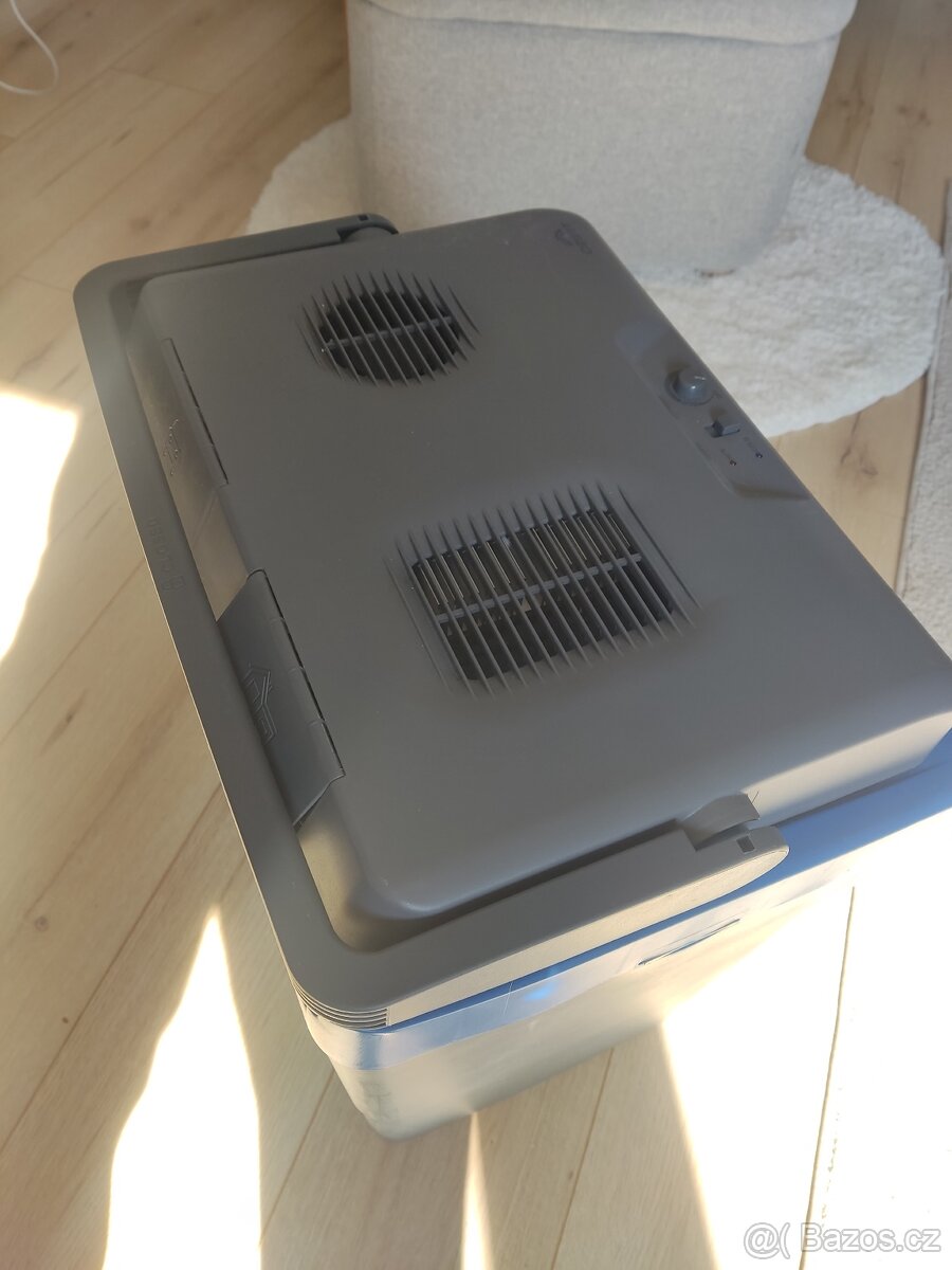 Elektrický chladicí box CSEK 29 D2 - 2