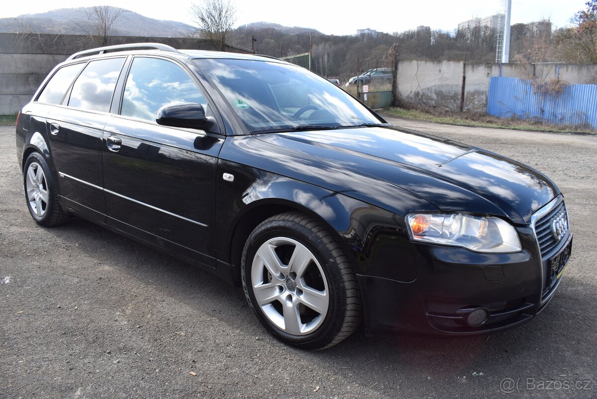 Audi A4 2,0 TDi S-LINE,PO SERVISU - 2