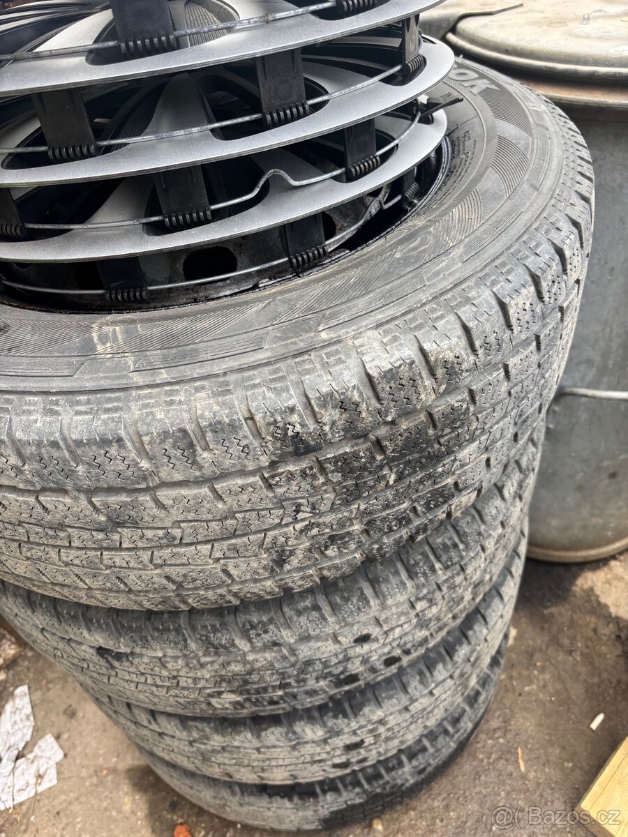 215/65 R16C - 2