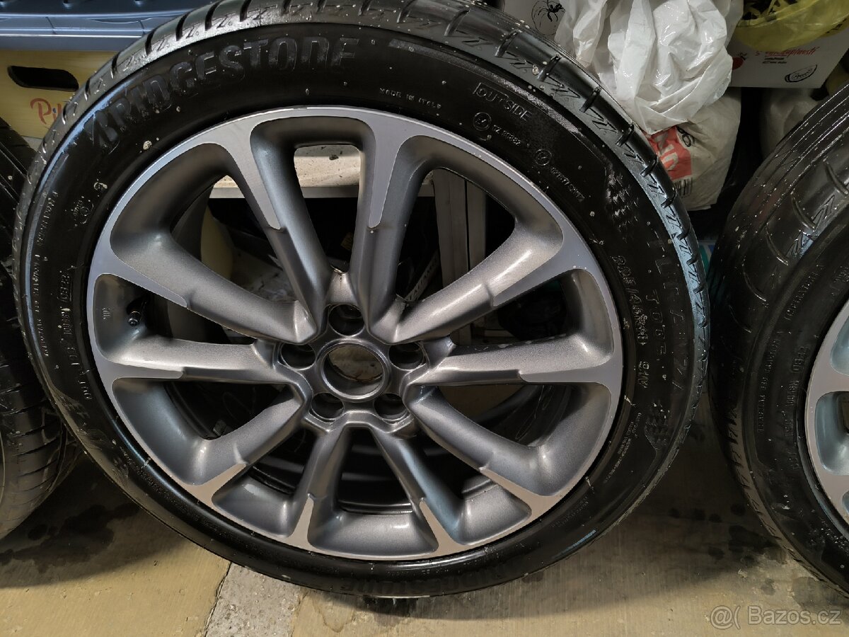 ALU kola Fiat 500 5x110 r18 Originál, pneu 6mm - 2