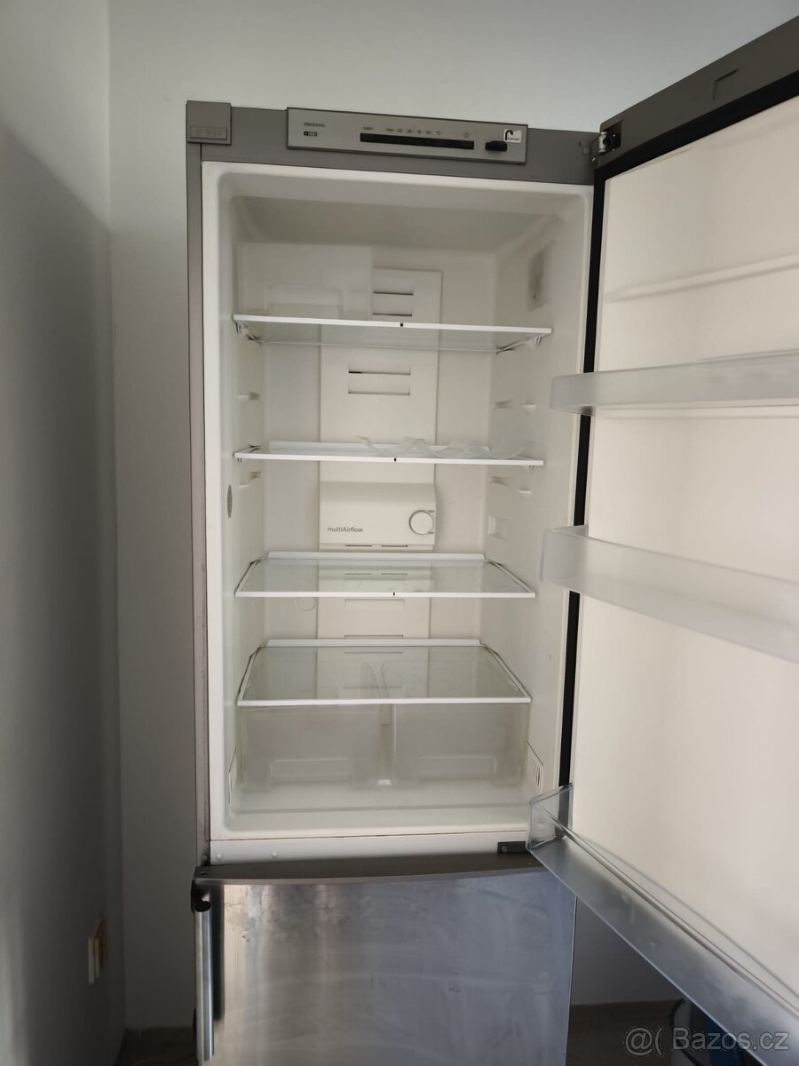 Prodám lednice s mrazničkou Siemens - 2