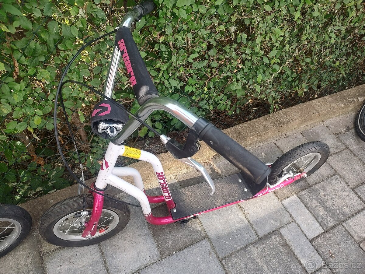 Koloběžka Arcore - 2