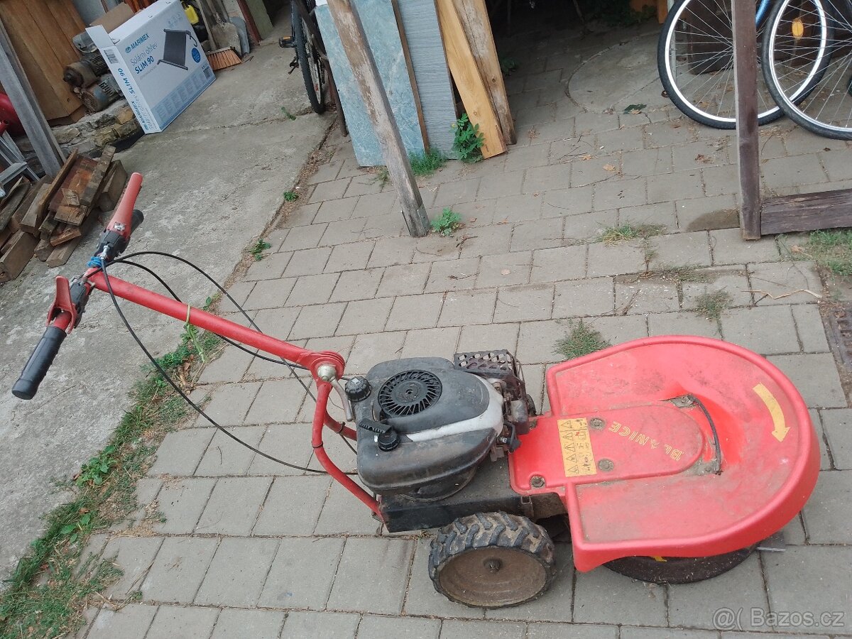 Bubnová sekačka. - 2