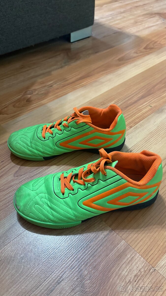 Sálové boty vel. 36 UMBRO - 2