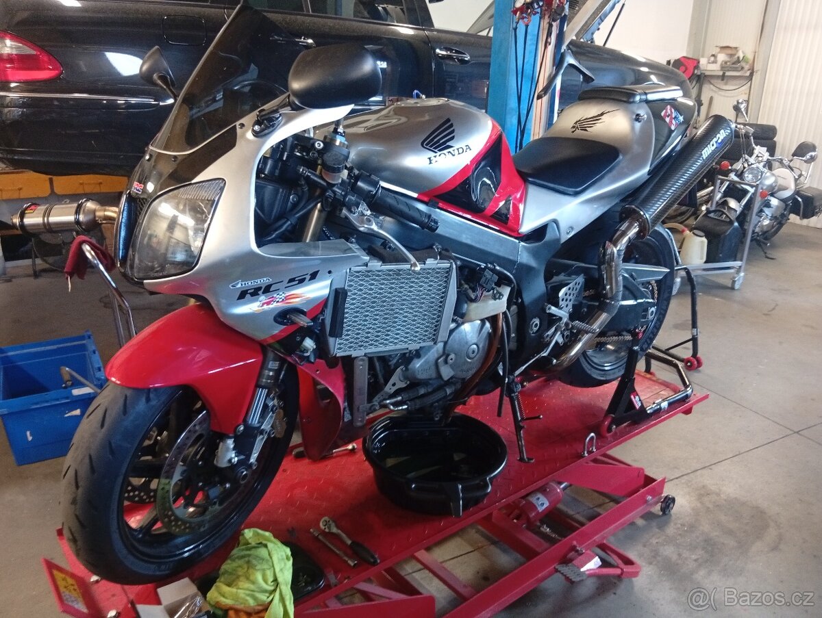 Honda vtr 1000 sp2 - 2