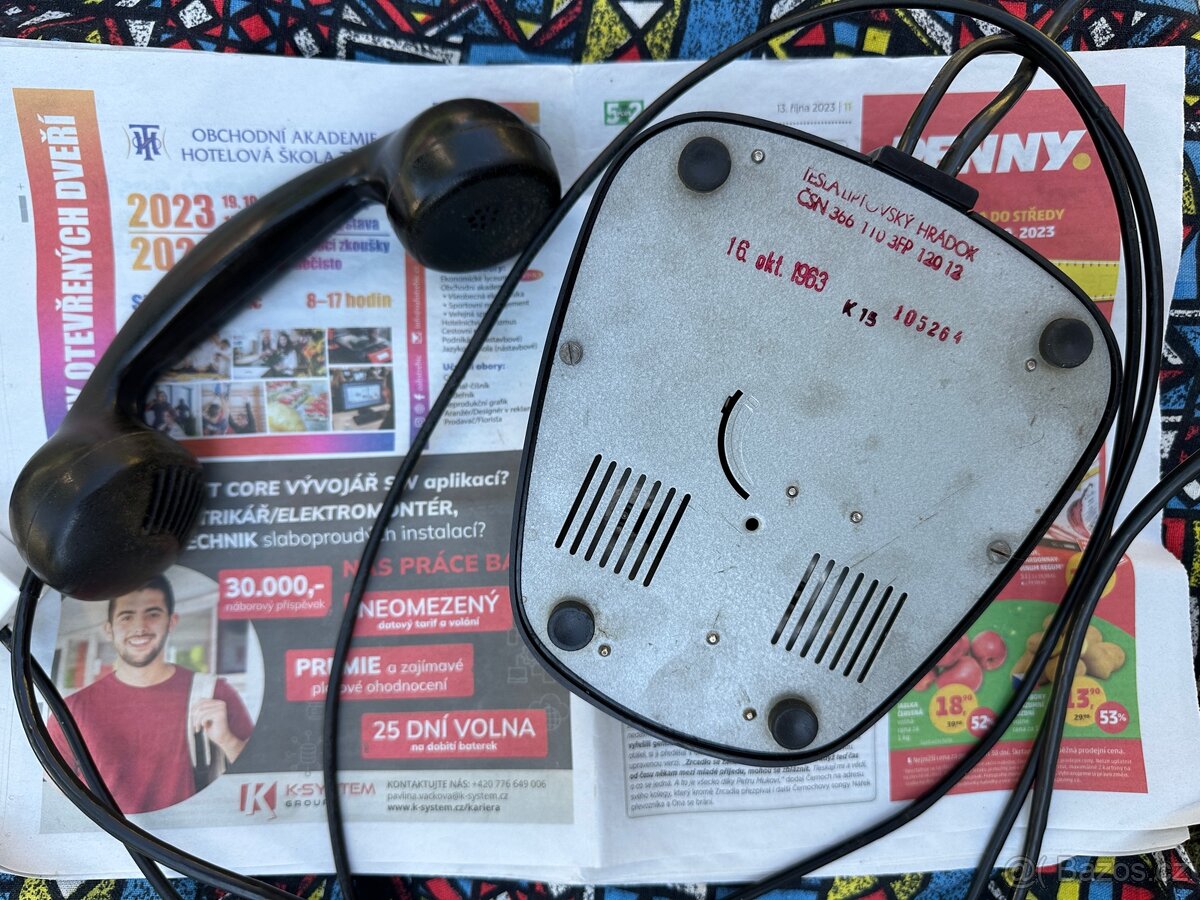 Stolní telefon Tesla - 2