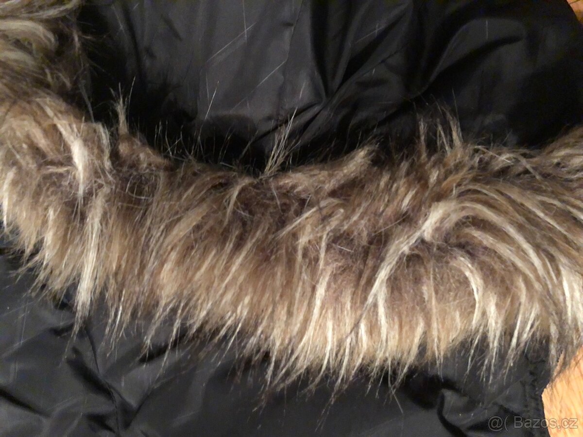 Vesta zimní, kapuce s kožíškem, S - 2