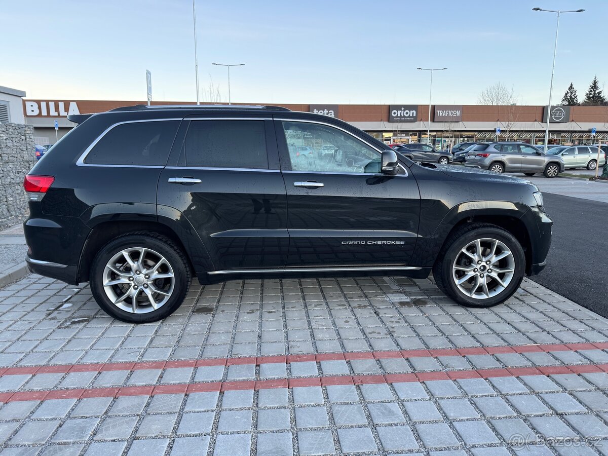 Jeep Grand Cherokee WK2 SUMMIT - 2