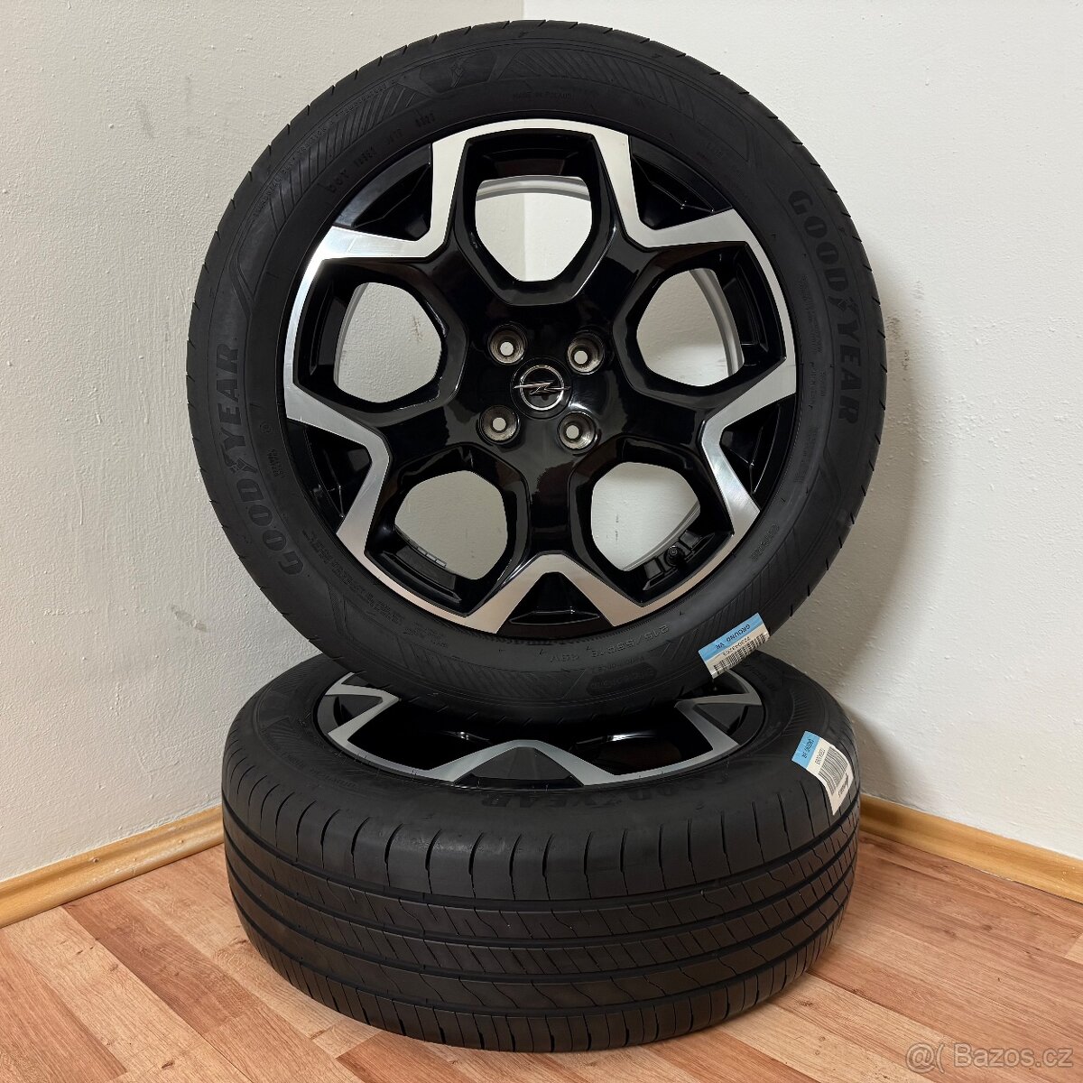 OPEL MOKKA 4x108 R18 ET35+LETNÍ 215/55R18 7mm - 2