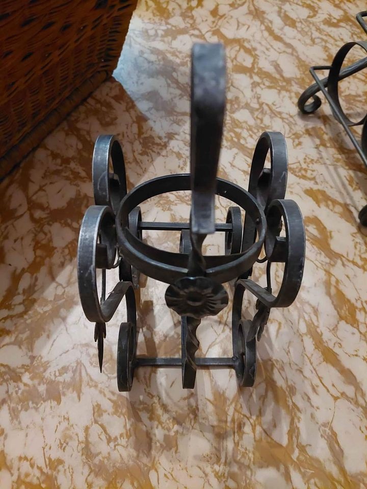 Stojánek na víno na 1 láhev - 2