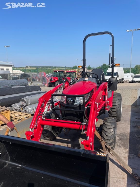 Malotraktor TYM T255 s čelním nakladačem - 2