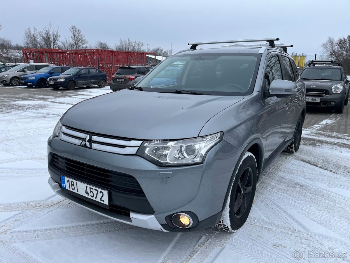 Mitsubishi Outlander, 2.2 D, automat, 4x4, 1.majitel - 2