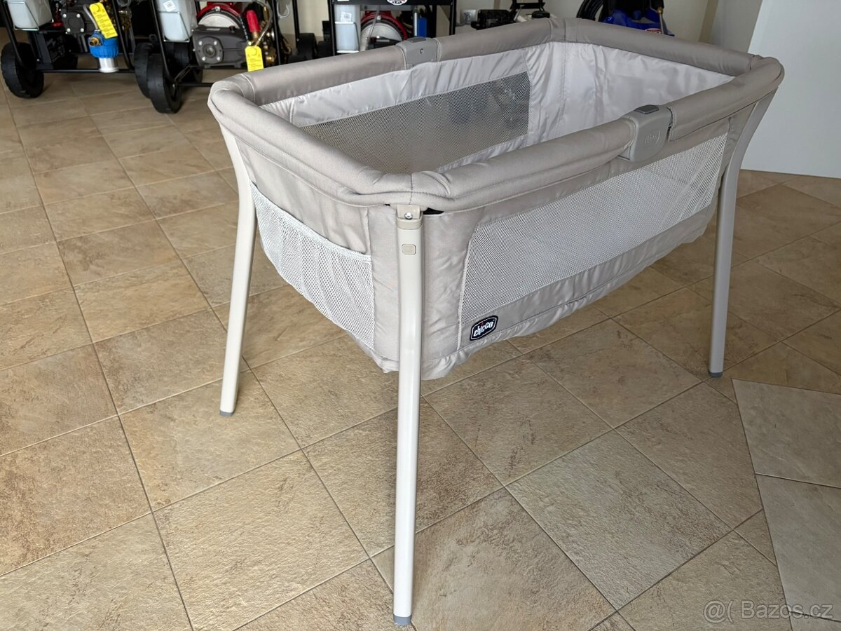 Dětská postýlka Chicco Lullago - 2