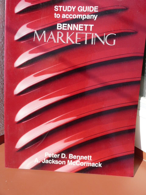 MARKEING Autoři: Peter D. Bennett,... - 2