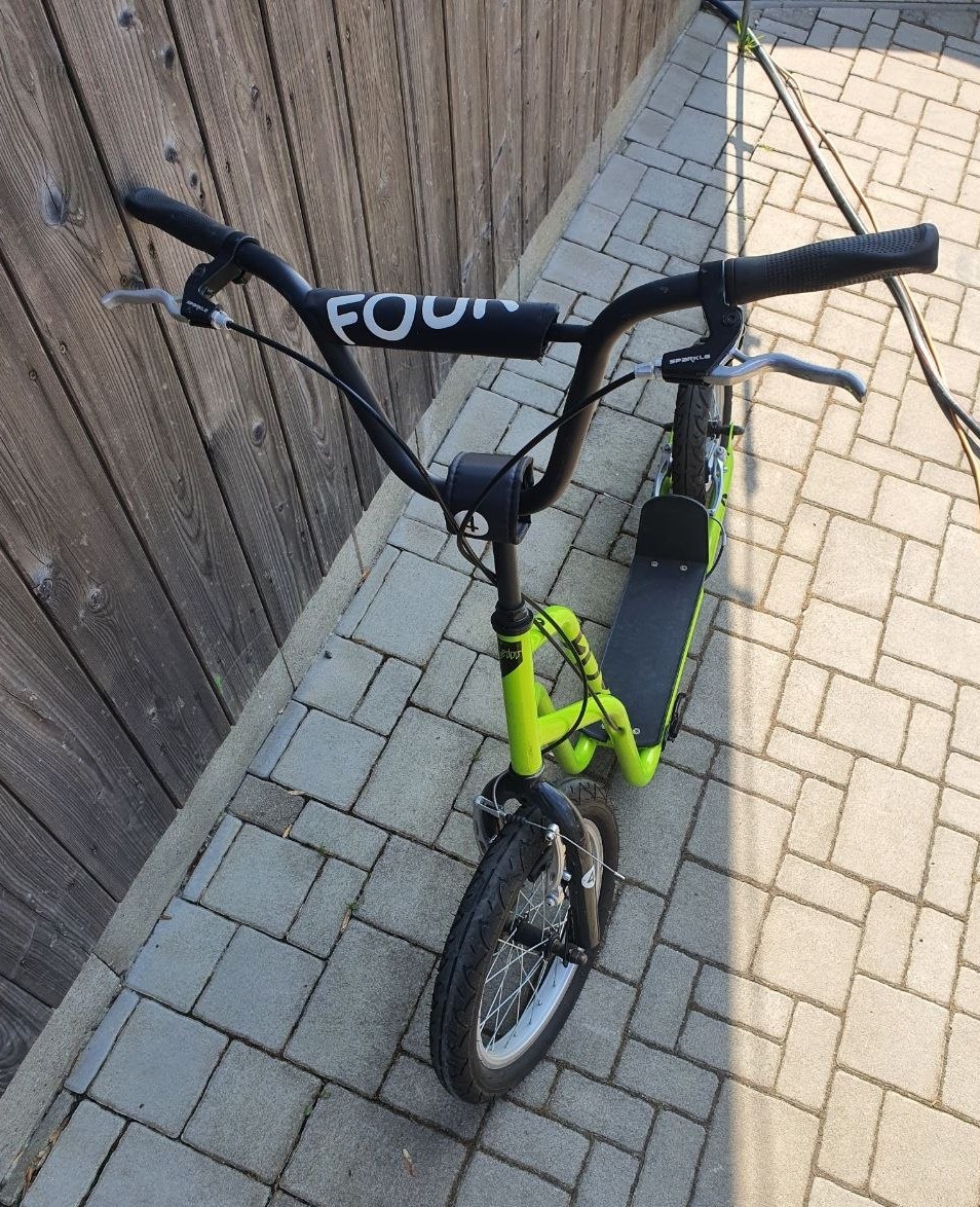 Koloběžka Yedoo Four - 2