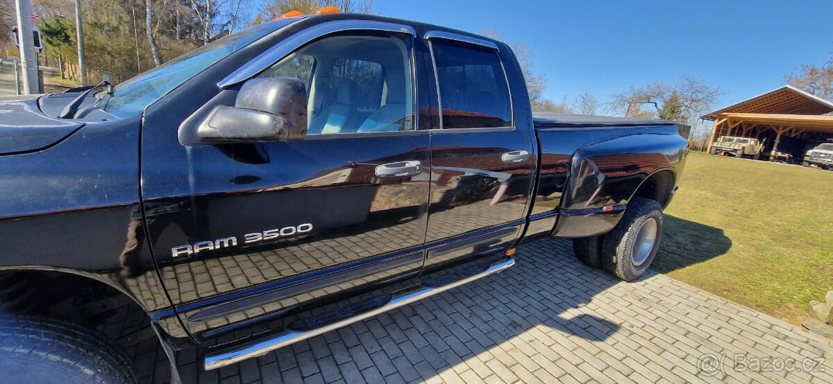 Dodga Ram 3500 Heavy Duty - 2