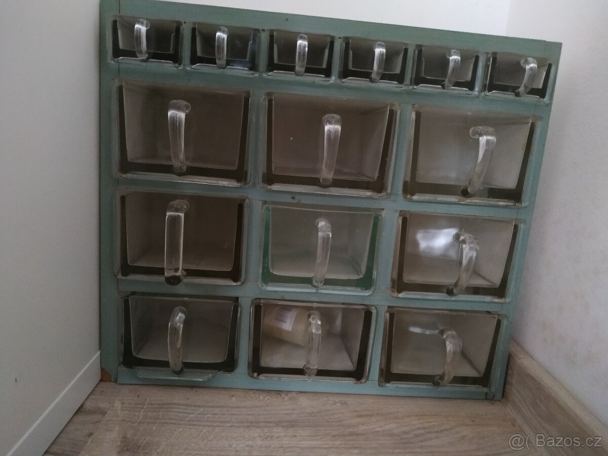 Skleněné nádoby - 2