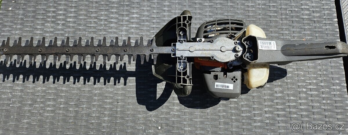 Nůžky na živý plot / plotostrih Husqvarna 122HD - 2