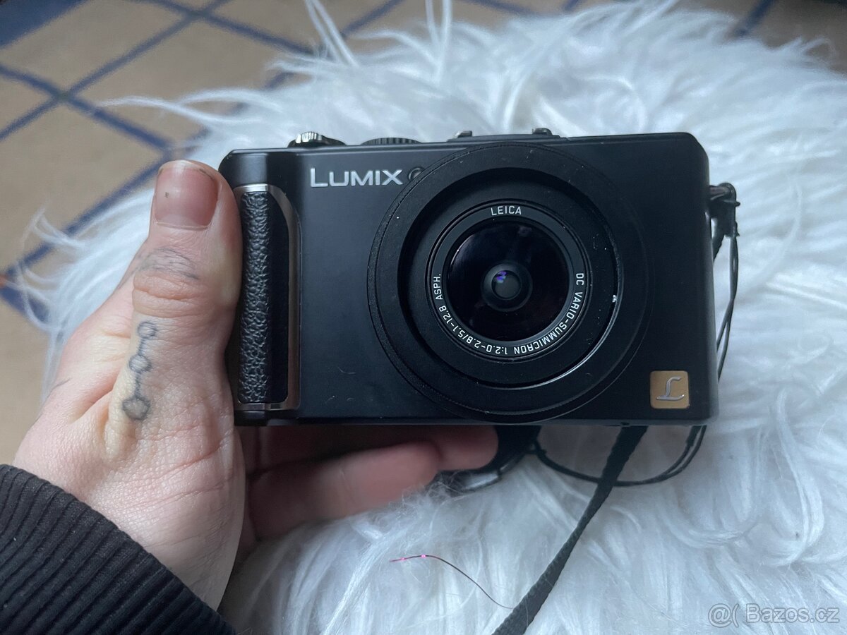 Panasonic Lumix DMX-LX3 - 2