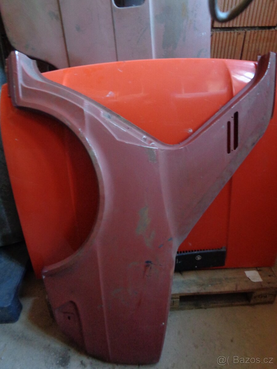 Škoda 105M 120M 130M nove zadni blatniky original L+P - 2