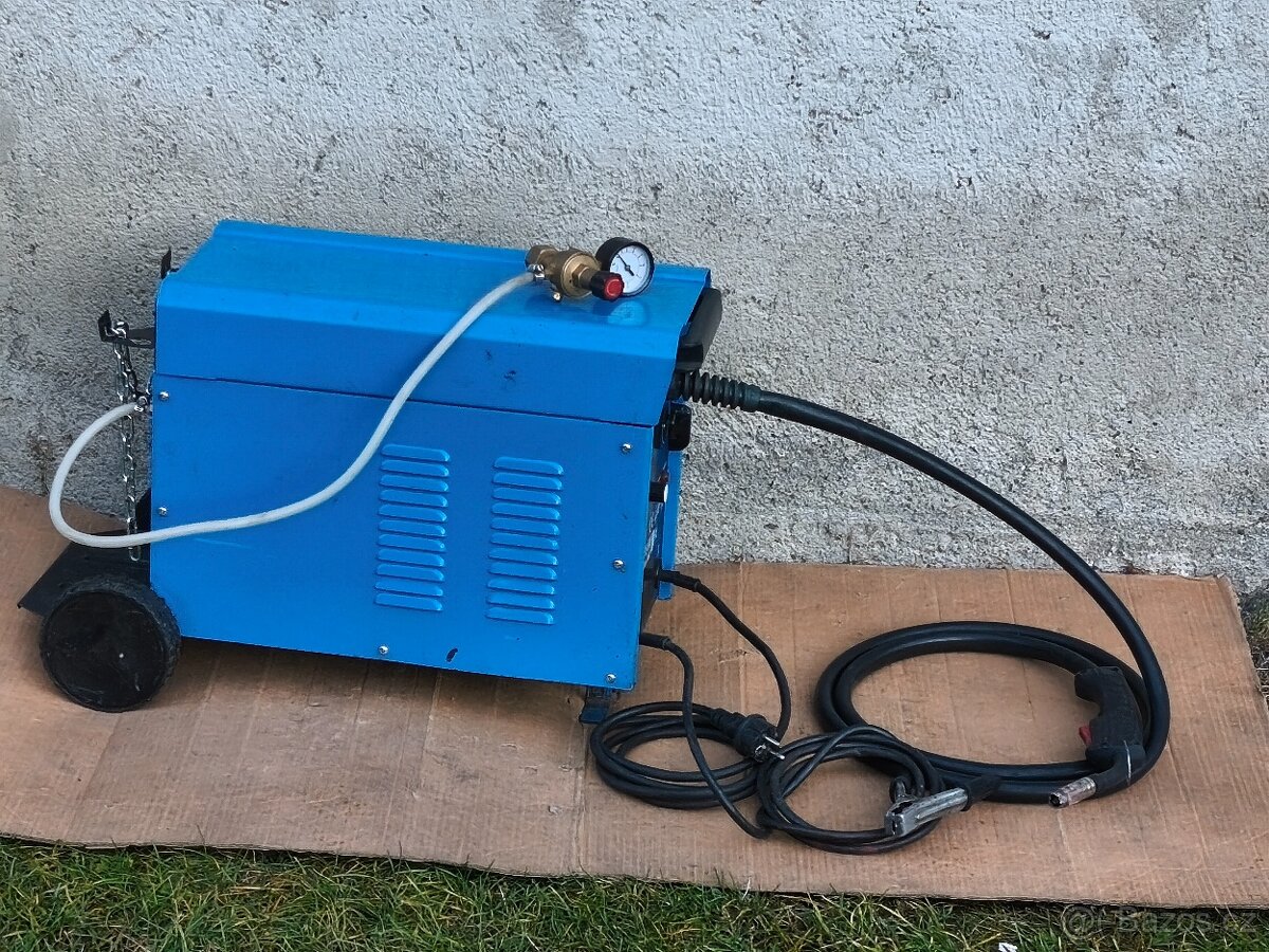 Prodám co2 svářečku Güde MIG 155/6W. - 2