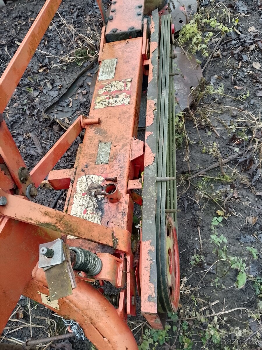 BUBNOVÁ ROTAČNÍ SEKAČKA 165 CM - 2