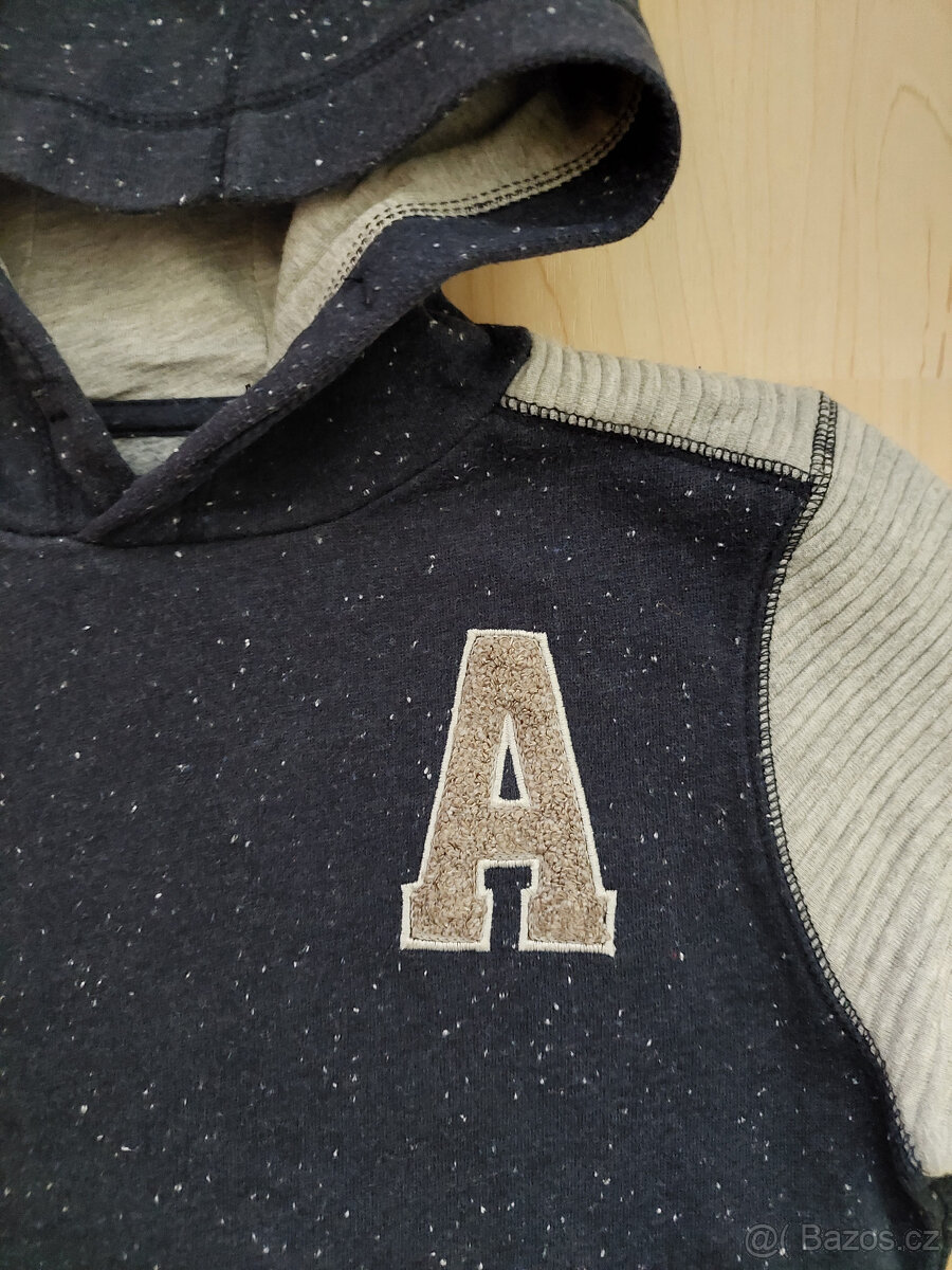 Mikina C&A vel. 134/140 - 2