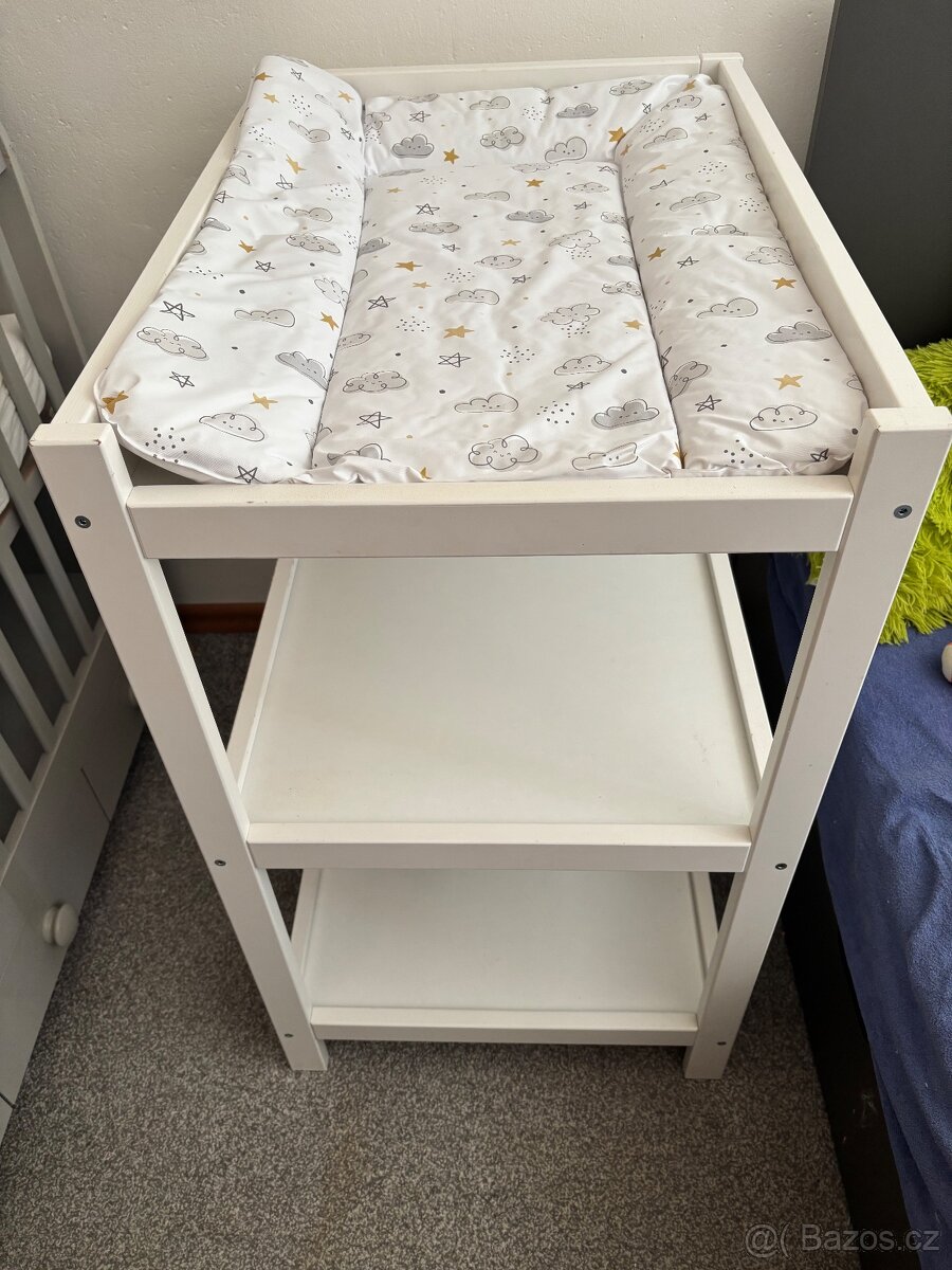 Přebalovací pult - 2