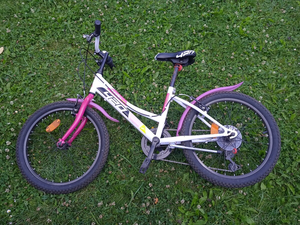 Krásné dívčí kolo 20" i s helmou - 2