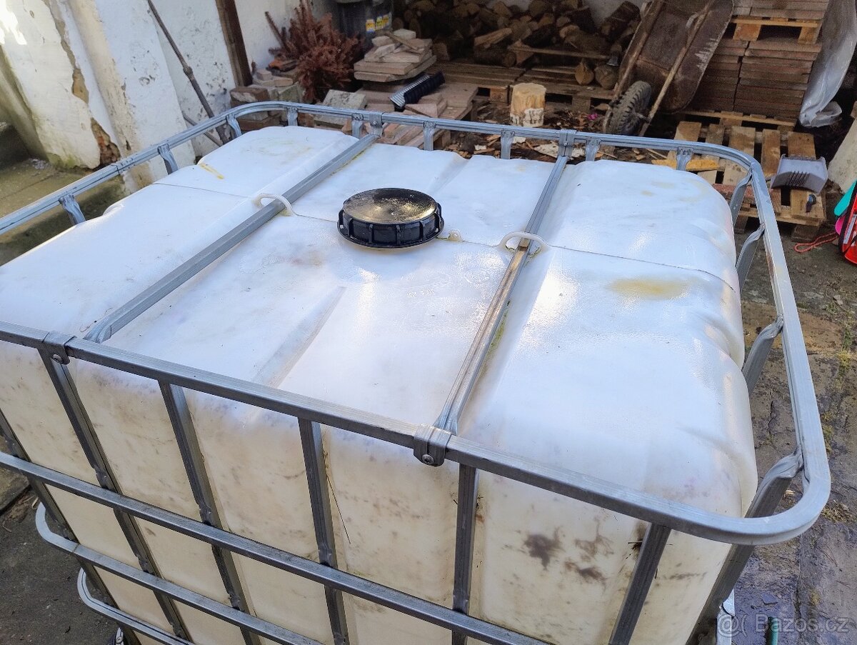 IBC kontejner 1000l - 2