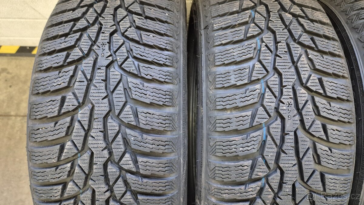 Zimní pneu 205/55 R16 - 2