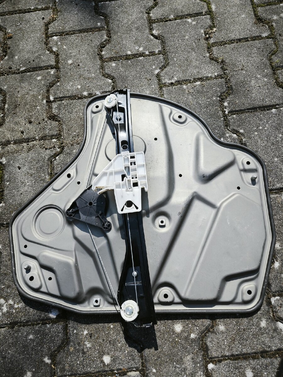Stahovací mechanismus Škoda Octavia 2 - 2