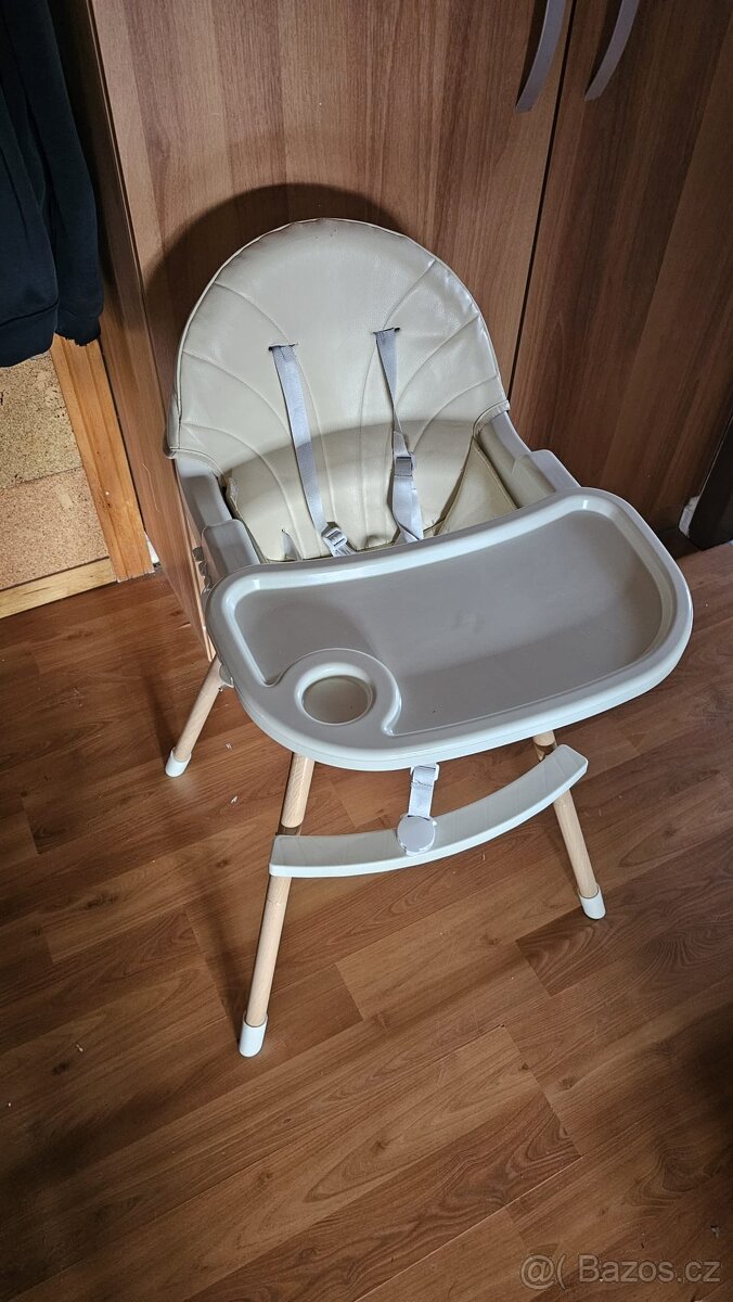 Jídelní židlička - 2