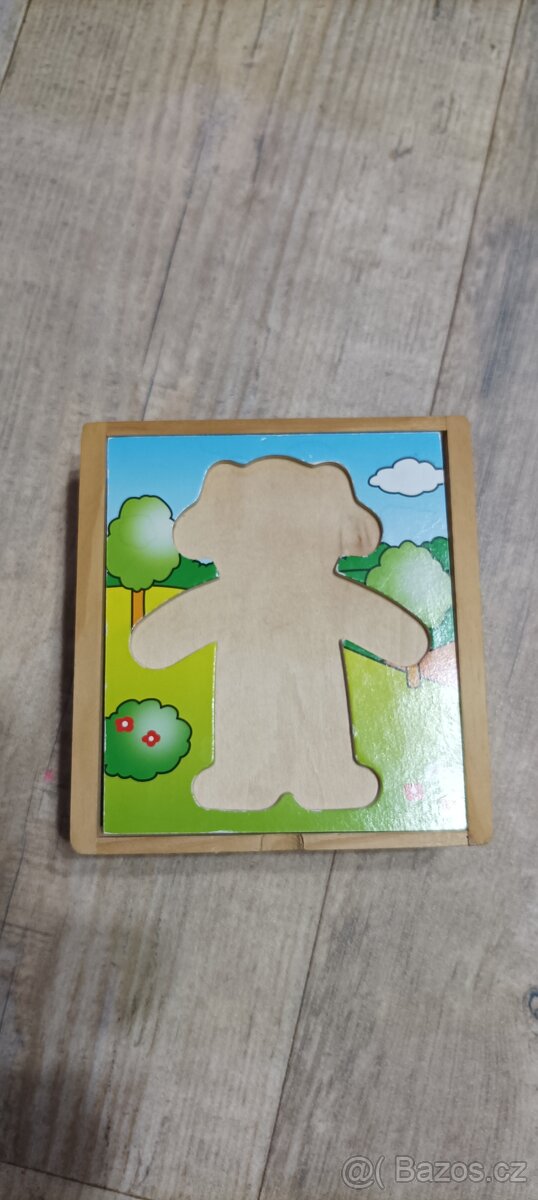 Skládačka oblečení pes - 2