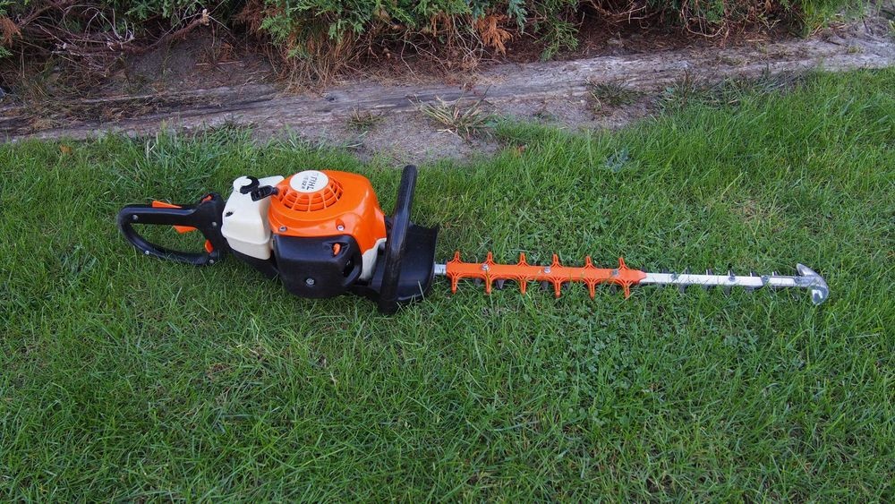 Profesionální plotostřih stihl hs82r - 2