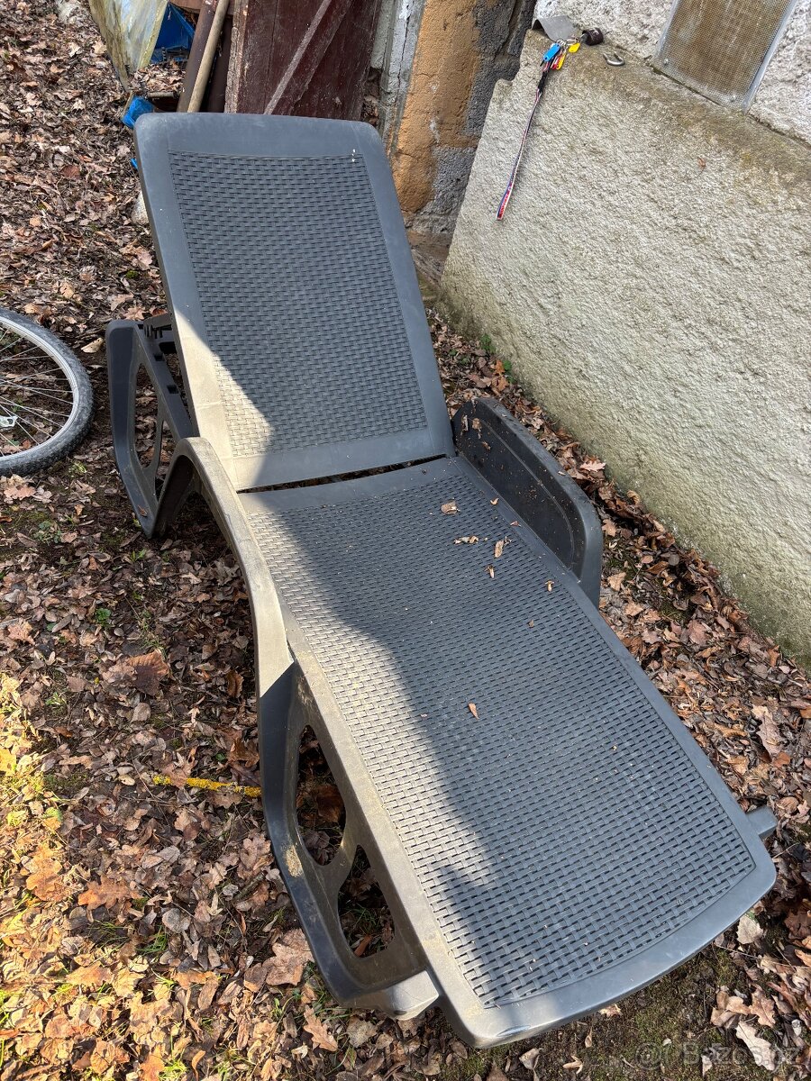 Zahradní lehátko - 2