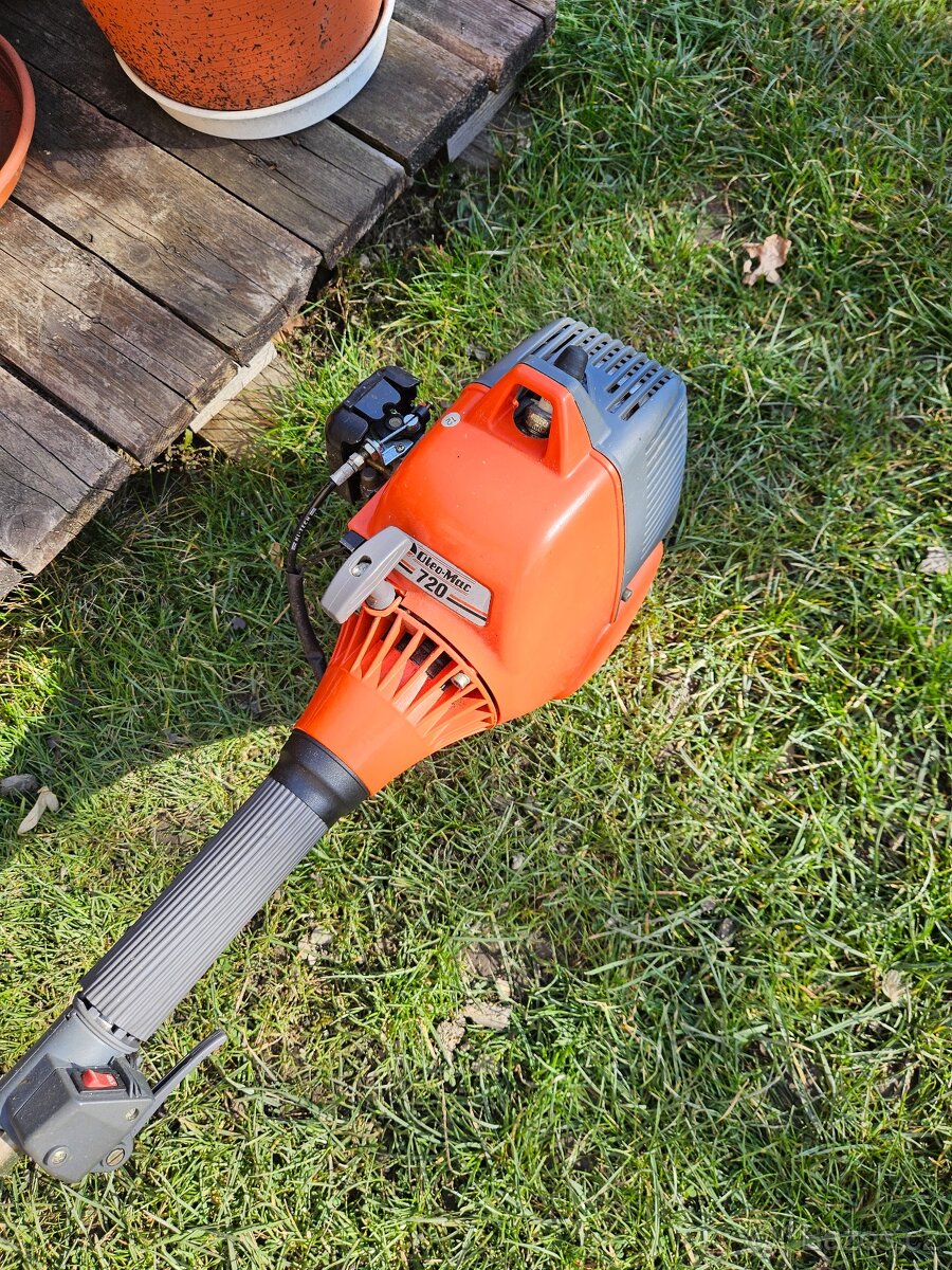 Prodám strunovou sekačku Oleo-mac - 2