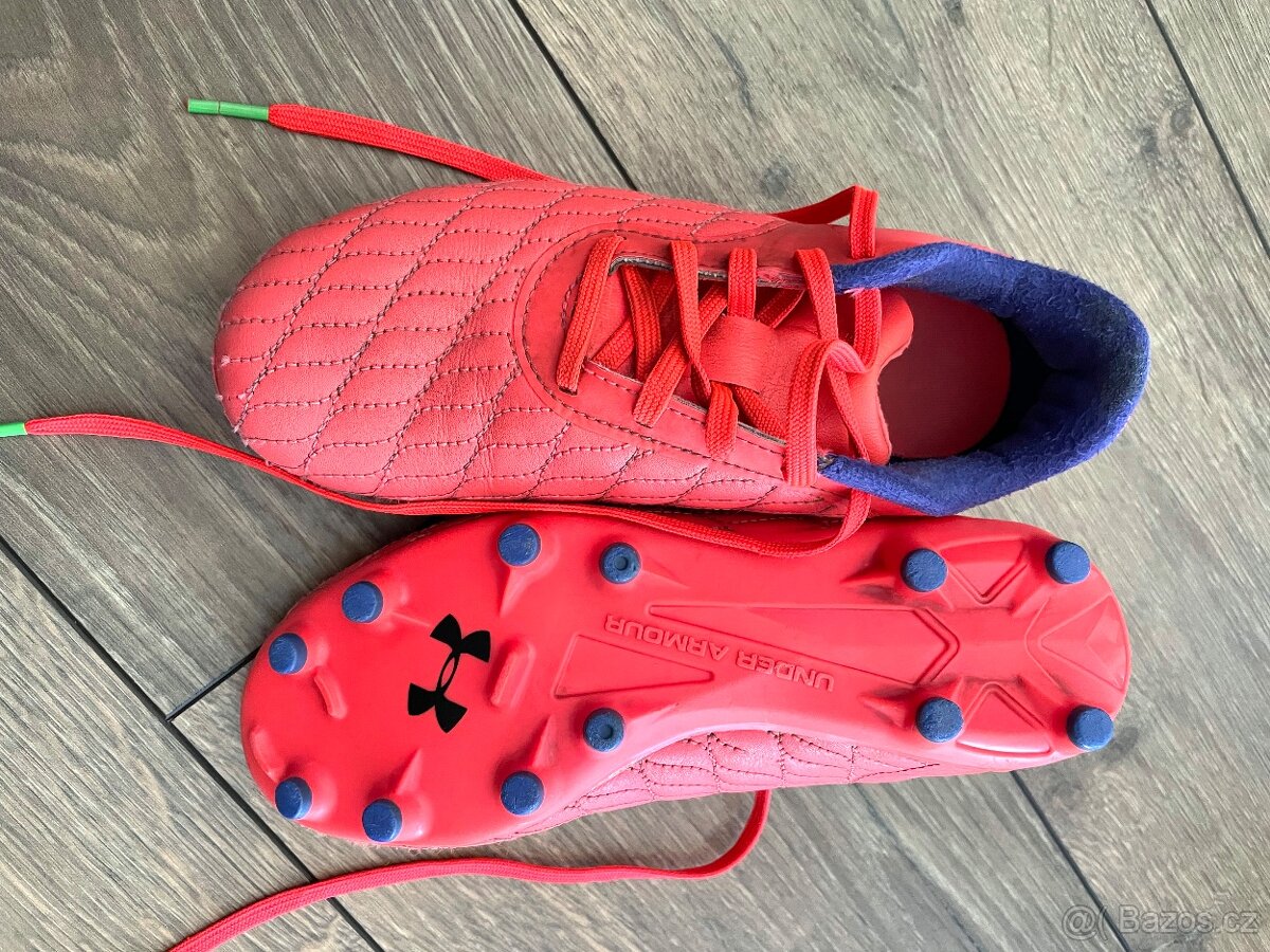 Dětské kopačky Under Urmour vel. 35 - 2