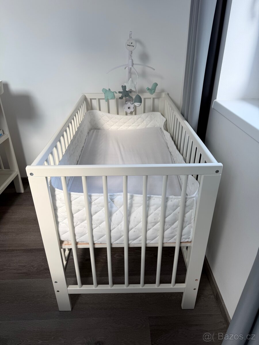 Postylka Gulliver + prislusenstvi - 2