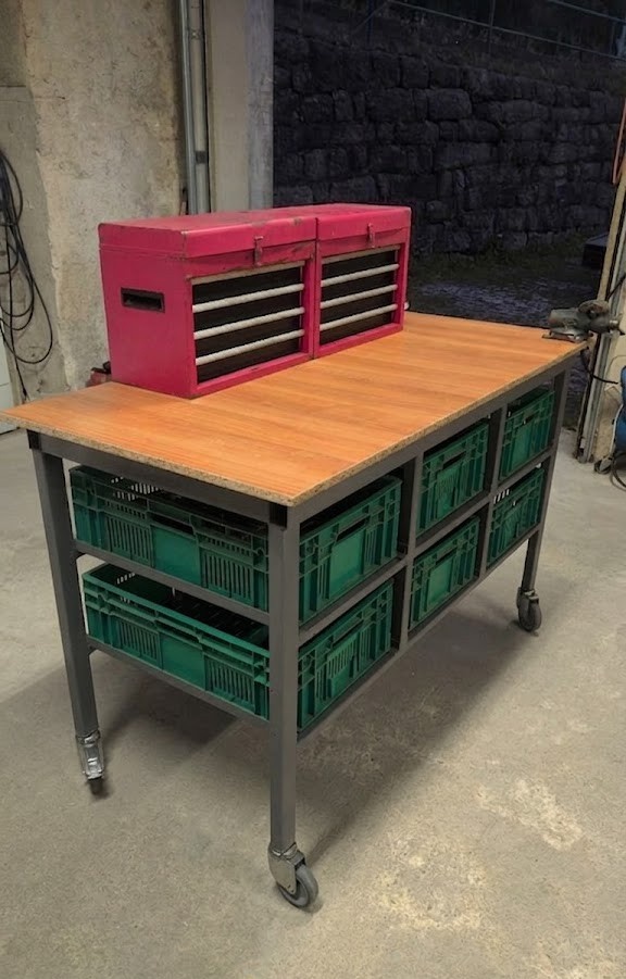 Pojízdný dílenský stůl - ponk - 2
