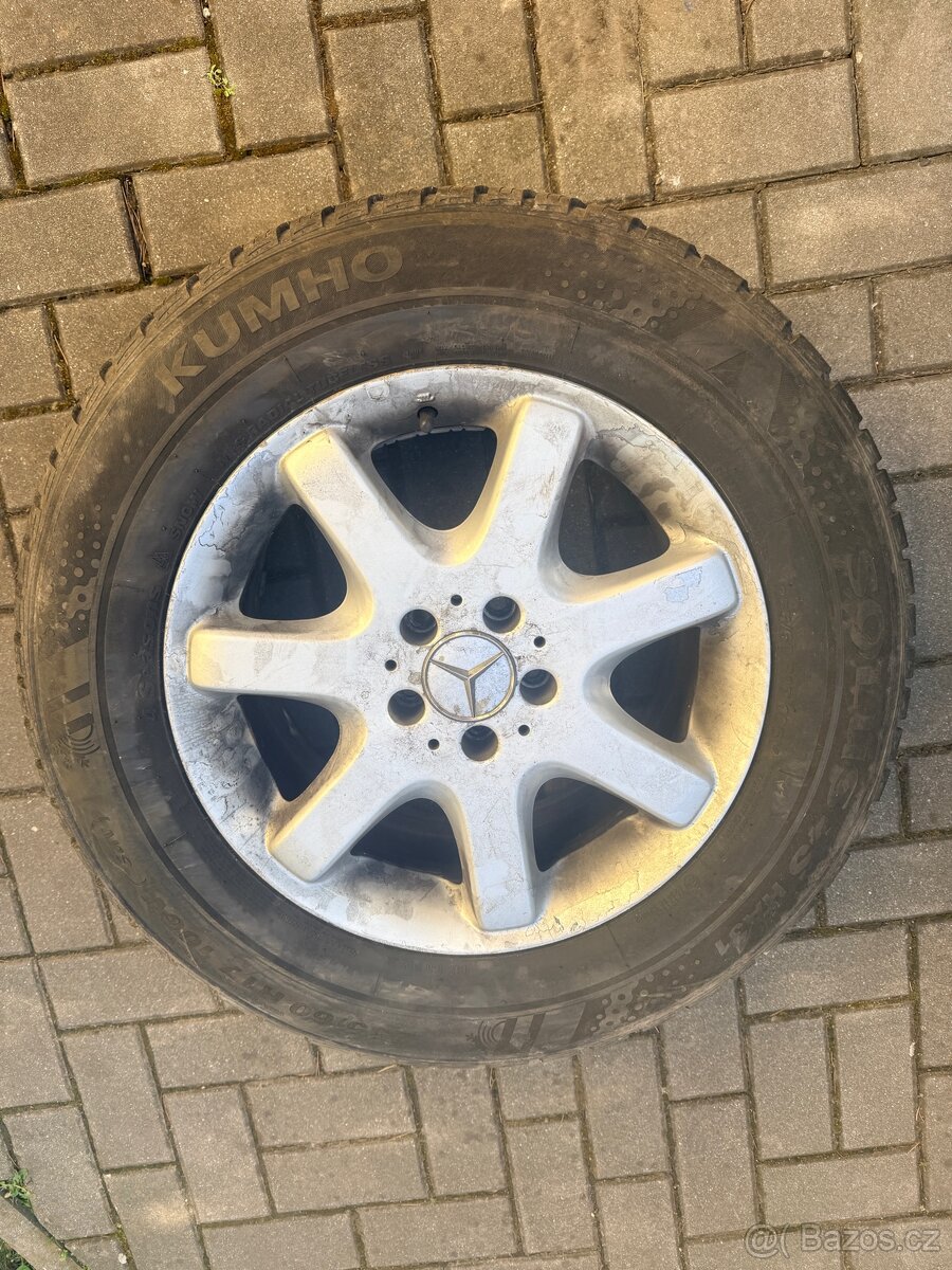 Kumho 255/60 R17 - 2